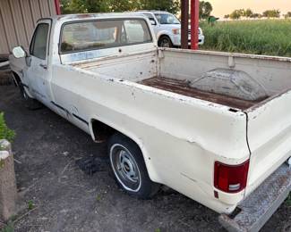 1992 CHEVY BARN FIND HALF TON TRUCK.