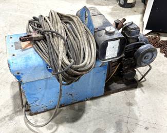 MILLER BLUE STAR 2E AC-DC WELDER GENERATOR.