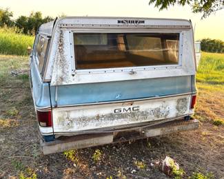 1978 BARN FIND GMC HIGH SIERRA HALF TON TEXAS TRUCK WITH TOPPER.
