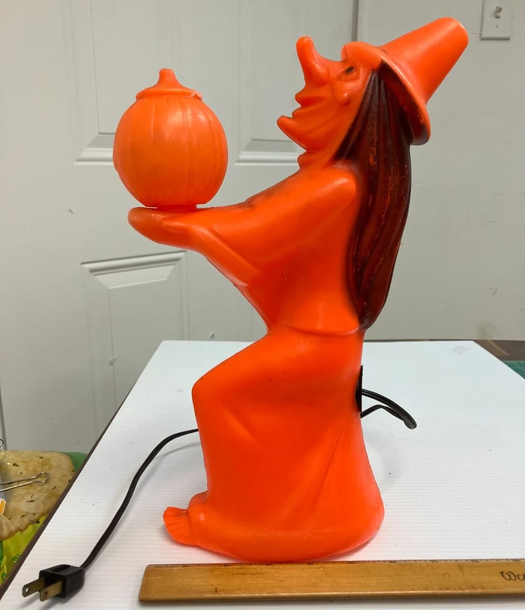 Vintage 1970s Blow Mold Orange Witch Holding a Small Pumpkin AAA2903