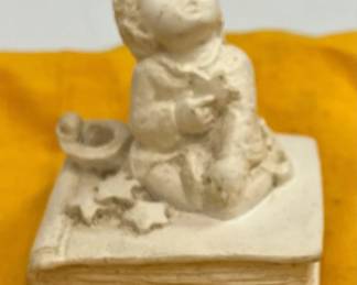 Rare Catherine McCullough "Blessings" Soapstone Cherub on Book AAA2959