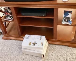 Excellent TV stand