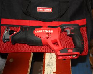 NEW  Craftsman recruital saw w/new bag 