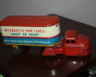 Antique tin litho toy Wyandotte Van Line metal truck  Awesome condition