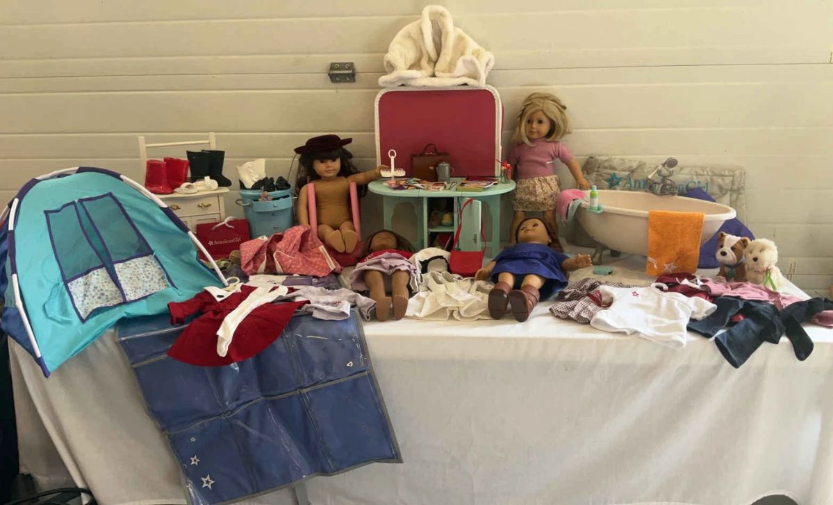 001 American Girl Dolls & Accessories