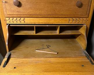 Vintage Dresser/Writing Desk