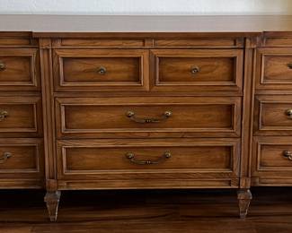 Sherrill Furniture Co Dresser