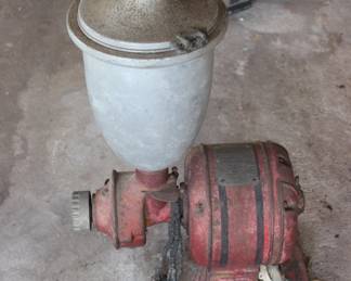 VINTAGE HOBART COFFEE GRINDER FROM THE EARLY 1900'S