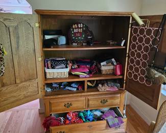 Hand Bags, Tote Bags, Purses, Make-up Bags