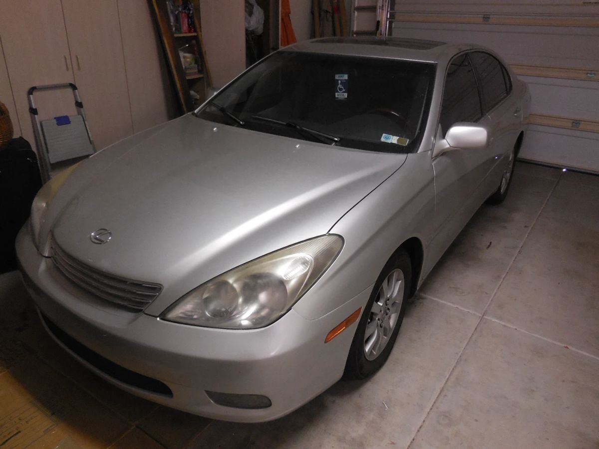 2004 Lexus ES 300 with 150,000 miles $5,900