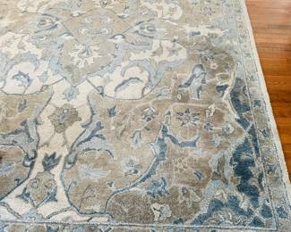 Pottery barn 8x10 Pure New Wool area rug 