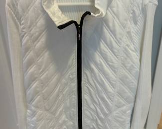 Ladies clothes ( sizes M-XL) 