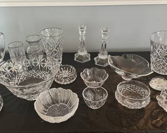 Crystal bowls , vases 