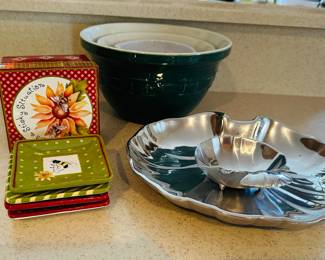 Kitchen items 