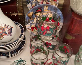 holiday plates and glasses