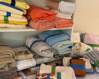 Towels and tablecloths 