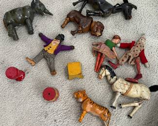 Zircus Spielzeug - miniature circus set - I believe. German Erzgebirge toys - Vintage European wooden circus toy set 1920's