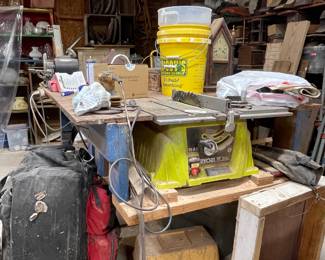 RYOBI TABLE SAW, WORKBENCHES