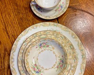 NORITAKE CHINA “GRAMATAN”