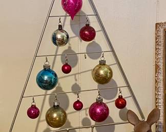 METAL TREE WITH SHINY BRITE ORNAMENTS, VINTAGE FLOCKED DEER