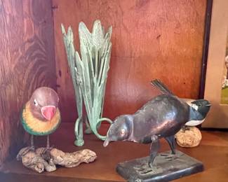 METAL & WOOD CARVED BIRD FIGURES