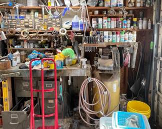 DOLLEY, AIR COMPRESSOR, SPRAY PAINT, PAINT GUNS, NAILS AND TOOLS