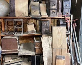 ANTIQUE SEWING MACHINE DRAWERS, WOOD, OLD PROJECT CLOCKS 