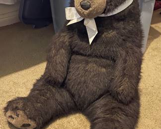 VINTAGE STUFFED BEAR