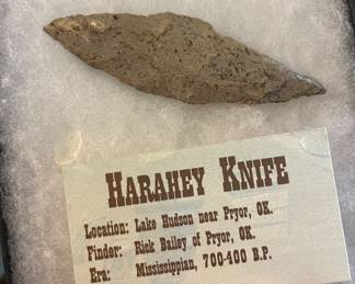 OLD ARTIFACT-HARAHEY KNIFE FOUND IN OKLAHOMA