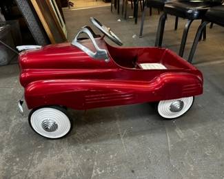 04 Antique Peddle Car