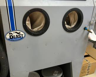 Skat Blast dry blast machine
