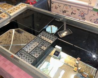 ALL VALUABLES ARE TAKEN OFF THE PREMISES AT NIGHT… Case is ready for sale day when Jewelry will be returned! 
Lots of Tiffany, Sterling and Gold Jewelry. 