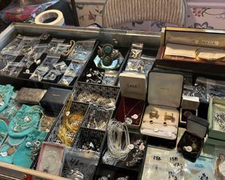 Loads of GORGEOUS JEWELRY!!!
