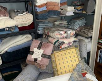 Loads of linens, sheets, bedding (Many unopened)