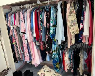 Women's Clothers