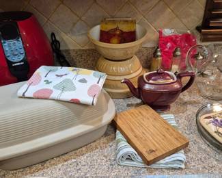 Pamper chef classics collection. 