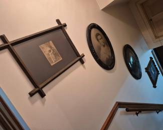 GORGEOUS vintage pictures and frames!!!