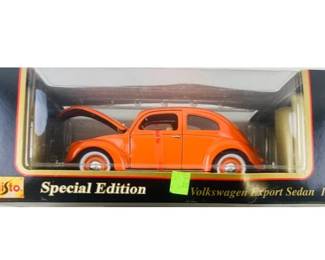 Maisto Special Edition Volkswagen Export Sedan 1:18 Diecast Car