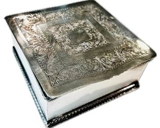 English Silver Plated Wood Lined Hinged Box