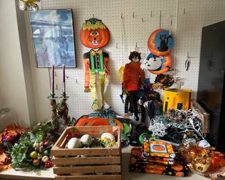 Halloween decor