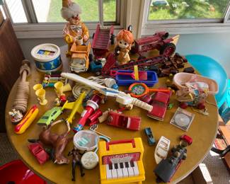 Assorted toys