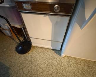 . . . and dishwasher