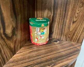 Looney Tunes Christmas Ornament