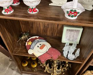 Wood Snowman Sign  - Glass Nativity Scene