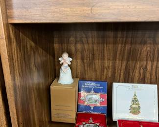 Angel Cherub Bell - 2018 Mt Vernon Ornament - 2015 White House Ornament