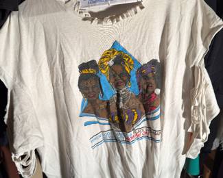 Tee SHirt with fringe