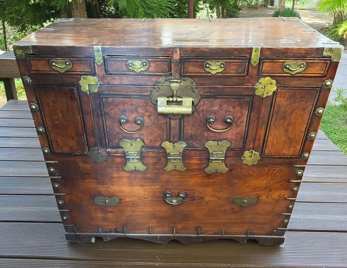 Korean Zelkova Wood Blanket Chest 19th Century With Lock