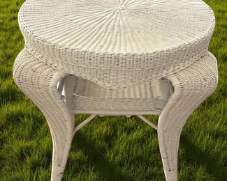 Round American Wicker Accent Table