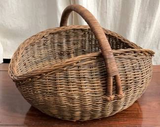 Vintage Country Gathering Basket