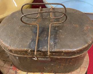 Early Tin Lunch Pail